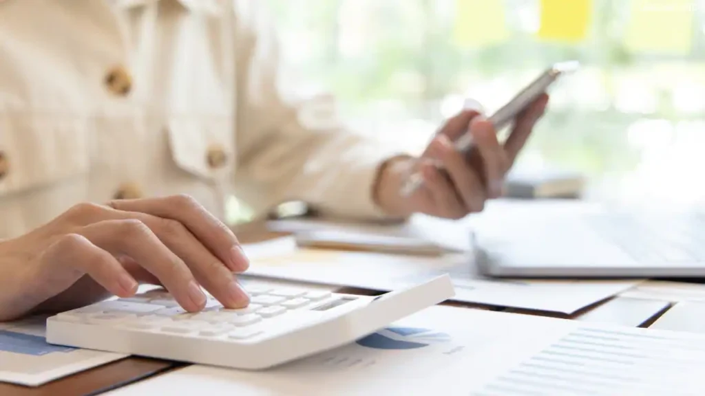 track-expenses-effectively